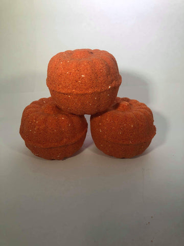 3 small pumpkin bath bombs